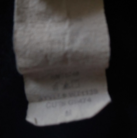 Cute top - Picture 4 of 4